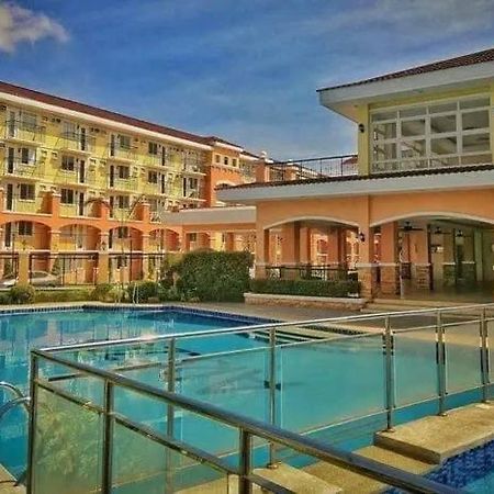 Cozy Condo Davao Exterior foto